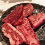 Yakiniku Tabehoudai Burakkuhoru - 