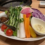 個室焼肉 鉢屋 - 