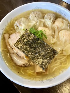 Shina Soba Katsumi - 特製ワンタン肉、エビ3個入り　大盛り白