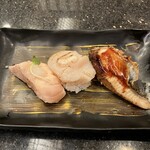 にぎり長次郎 - 炙り三昧　サーモン、ホタテ、鰻