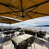 THE HARBOR TERRACE Restaurant - 