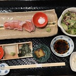 Mishima Washoku Hiiragi - 鯛のお刺身+ひつまぶしの小鉢など