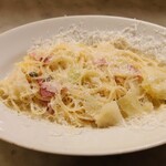 TRATTORIA AL SODO  - パスタ（ベーコン・キャベツ・パルミジャーノ）