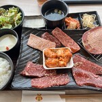 Yakiniku Yansando - 名古屋満腹御膳