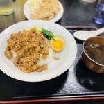 Taiwan Yatai Sarikaka - 魯肉飯