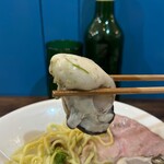 むかん 初台 - 牡蠣塩（広島県産安芸津町の生牡蠣2個付き）