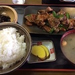 Doraibuin Harajuku - レバニラ定食¥980