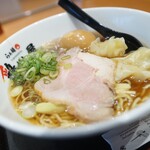 らぁ麺 鶏だし屋 - 醤油らぁ麺全部のせ