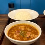 むかん 初台 - 味噌もつ煮単品とライス