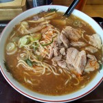 麺専門店アラキ - 料理写真:みそホルモン中華