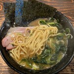 家系ラーメン クックら - ラーメン＋ほうれん草（麺硬め）