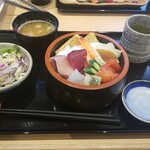 Ryuuzushi - 時間差で味噌汁が運ばれます