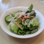 洋風料理 デリス - ランチのサラダ