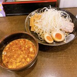 廣島つけ麺本舗 ばくだん屋 - 