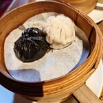 上海茶房 Lu-Lu-Cha - 小籠包、イカ墨小籠包