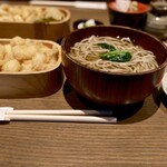 土山人 - 小エビとイカ天のお重（ごはん）とせいろ蕎麦のセット（温かけ¥2,380）