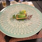 柳井商店 - 料理写真:美しいふぐ刺し