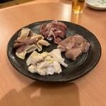 炭焼地鶏 やんべ - 