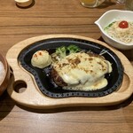 Bikkuri Donki - フォンデュ風チーズハンバーグステーキ＋ドンキーセット