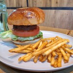 239569778 - ハンバーガー＋フレンチフライ・ドリンクセット