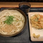 本場さぬきうどん 親父の製麺所 - “かけうどん”と“かき揚げ”