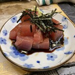 Okamuro Saketen - マグロぶつ切り　350円