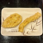 丸亀製麺 - れんこん天 ¥150 ＋ いか天 ¥170