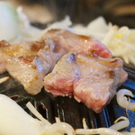 Menyoutei - 生肉ラム肩ロースUP