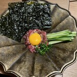Aburisakaba Kushito Kemuri - 牛炙りユッケ～韓国のりと共に～