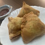 SAIHAAN RESTAURANT AND BAR - サモサ