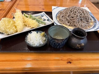 Michi No Ku Kicchin Jin - 天麩羅ざるそば