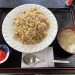 お食事処 たくみ - チャーハン500円