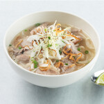 牛肉のフォー Rice noodles w/thin sliced bee/