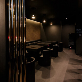 A calm space with an adult atmosphere. Recommended for dates and entertainment◎