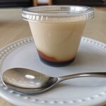 Cafe. Cream - 自家製プリン①