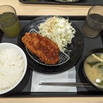 松のや - 料理写真:ロースカツ定食¥590-
