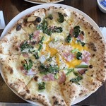 Pizza K - ビスマルク　サラダ、ドリンク付きで1,300円