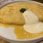 アンデパンダン - シラスと新玉ねぎのオムレツ