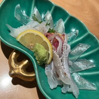 対馬のどぐろとイカ活き造り 博多 魚蔵 都ホテル店 - 