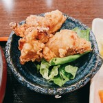 Hakata Gyouza Sakaba Shironagasukujira - 唐揚げ3個_¥150