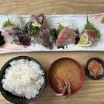 いしだ商店 - 朝採れたて刺身定食