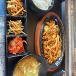 韓国料理 オイソ 春吉 - 