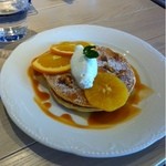 TORRANCE BAYSIDE CAFE - プレーンパンケーキセット 850円