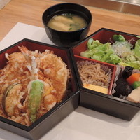 神田明神下 みやび 本店 - 日替わりランチ　天重1000円