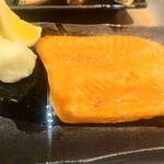札幌海鮮丼専門店 すしどんぶり - 鮭ハラス