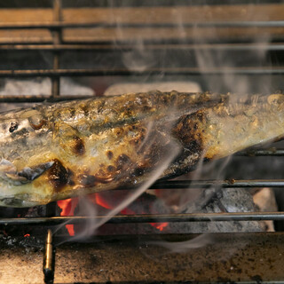 Binchotan charcoal brings out the maximum flavor of fish ◆ Enjoy seared fresh local chicken