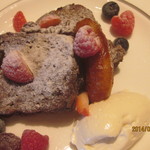 ザ・ロビー - バナナブレッドフレンチトースト