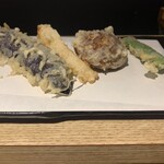 Tempura To Wain Ooshio - 茄子、ちくわ、椎茸、スナップえんどう