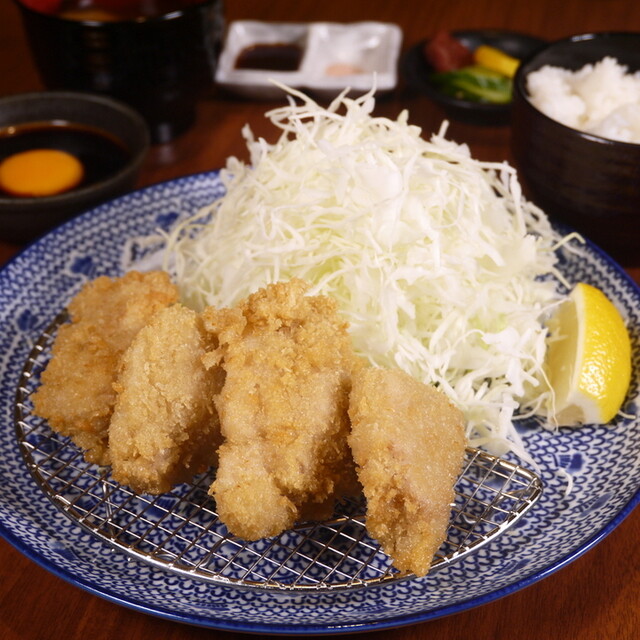 一口ヒレかつ