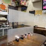 御食事処ひなや - 店内2